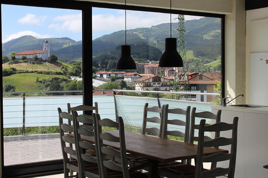 Abaraxka Hostel Disfruta La Via Verde Del Urola Hasta La Playa - Naturaleza Montanas Y Riqueza Cultural Azcoitia Buitenkant foto