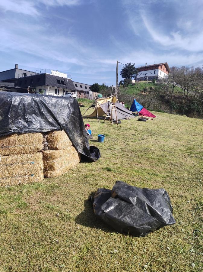 Abaraxka Hostel Disfruta La Via Verde Del Urola Hasta La Playa - Naturaleza Montanas Y Riqueza Cultural Azcoitia Buitenkant foto