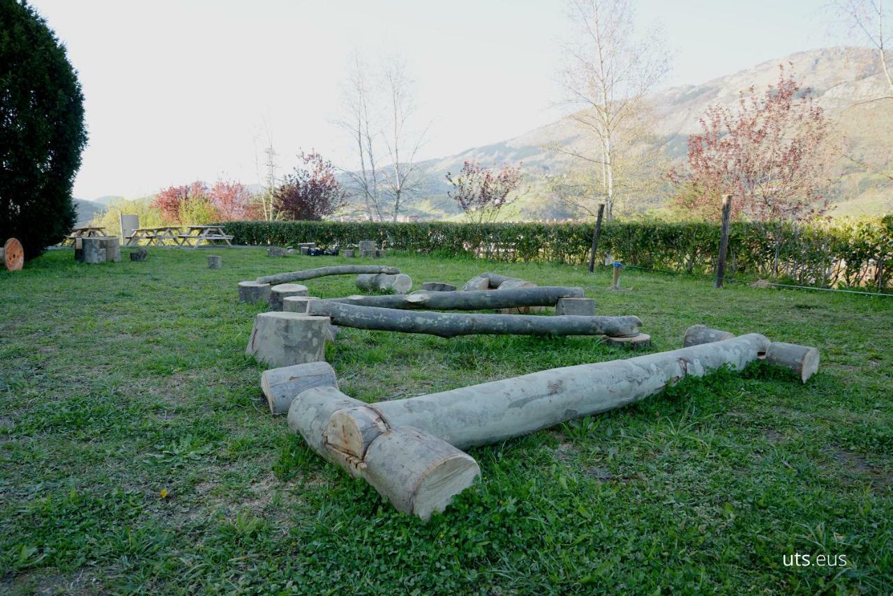 Abaraxka Hostel Disfruta La Via Verde Del Urola Hasta La Playa - Naturaleza Montanas Y Riqueza Cultural Azcoitia Buitenkant foto